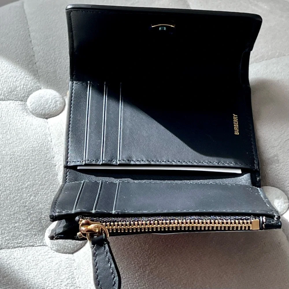 Burberry Check Trifold Wallet in Black - Picture 8 of 11